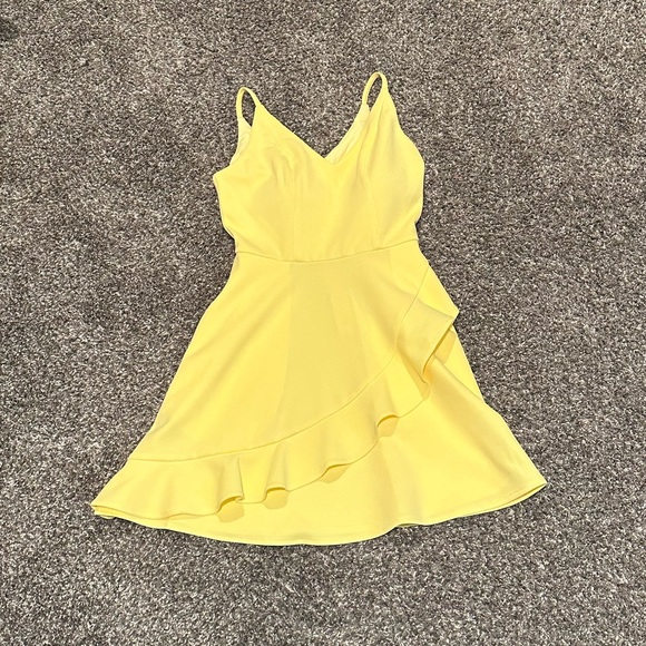 Yellow Short Dress - Picture 2 of 4